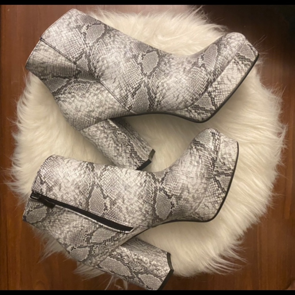 Chunky Heel Snakeskin Booties
